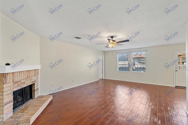 Building Photo - 208 Blazing Star Trail