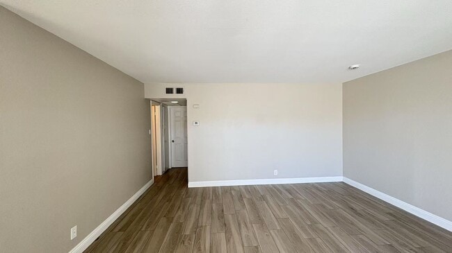 Building Photo - 6452 Casada Way