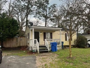Building Photo - 508 Maple St
