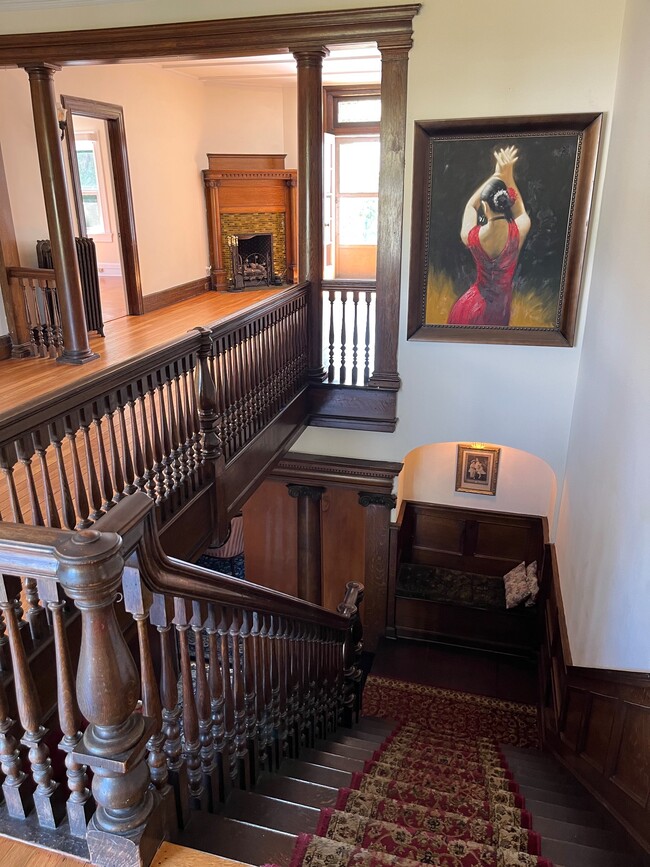 Main Stairwell leading up to apartment - 18 W Chestnut St