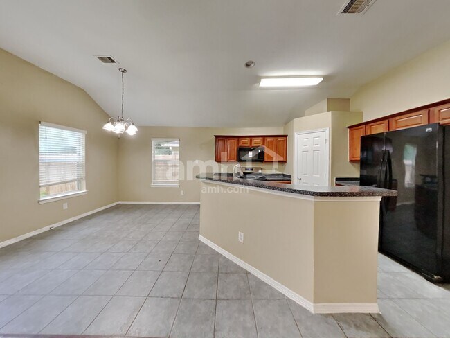 Foto del edificio - 113 Heritage Oaks Dr