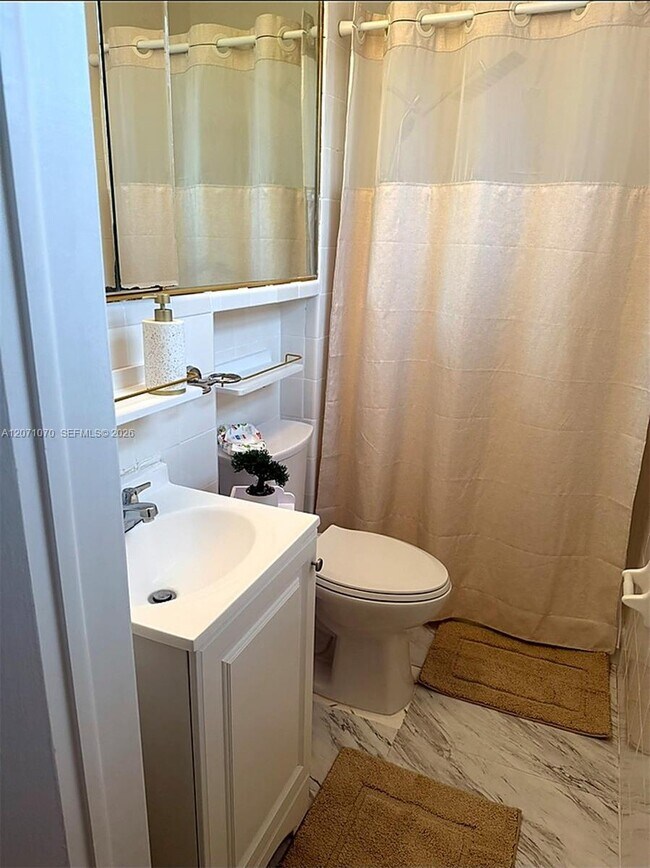 Foto del edificio - 2310 SW 79th Ct