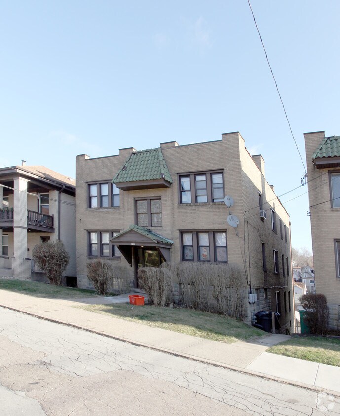 Primary Photo - 1218 Illinois Ave