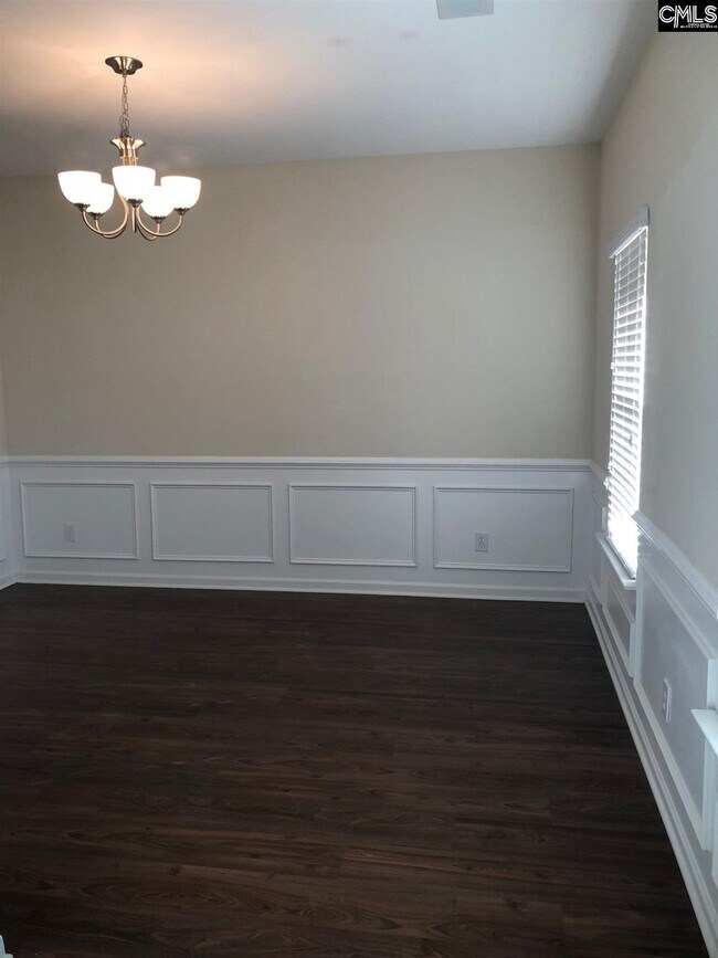 Foto del edificio - 839 Burnview Ln