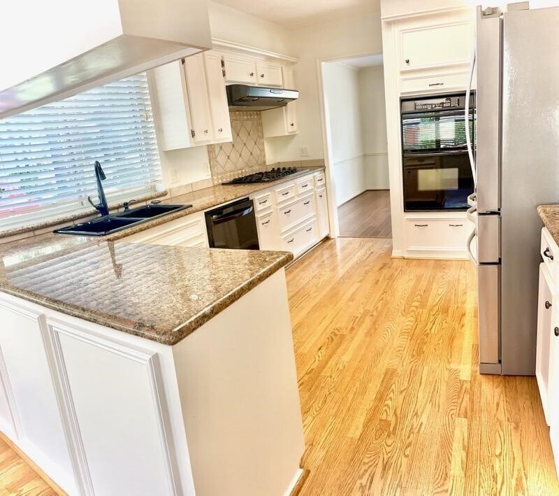 Building Photo - 4115 Woodbridge Dr