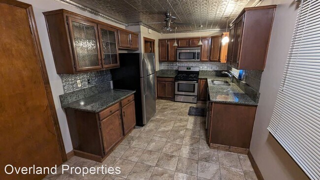 Building Photo - 3 br, 1 bath House - 2148 Green Ridge Dr