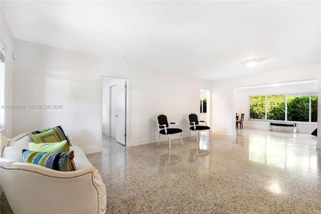 Building Photo - 8201 SW 63rd Pl