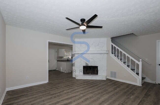 Foto del edificio - Move in before November 30th and choose yo...