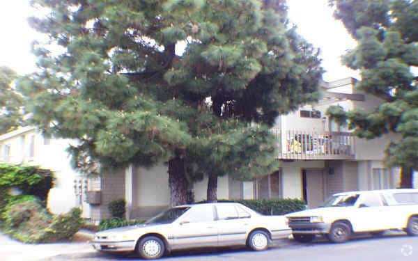 Building Photo - 16972 Lynn Lane