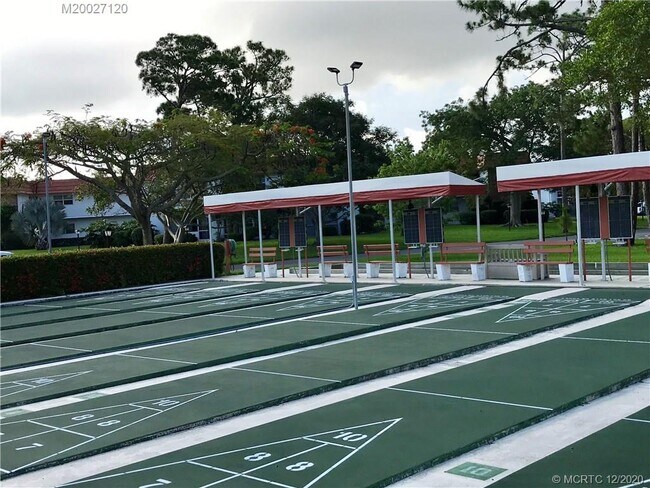 Foto del edificio - 2600 SE Ocean Blvd
