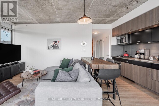 Photo du bâtiment - 205 Manning Ave