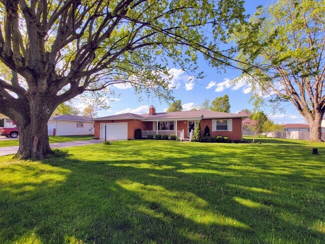 Building Photo - 2276 White Rd