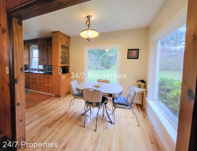 2 br, 2 bath House - 31787 S. Grays Hill Rd. photo'