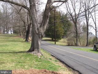 Building Photo - 5222 Lower Mountain Rd