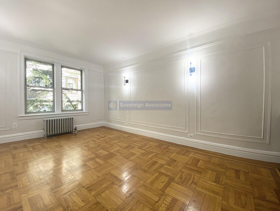 Primary Photo - 106 Pinehurst Ave