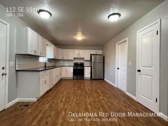 Building Photo - 112 SE 55th-