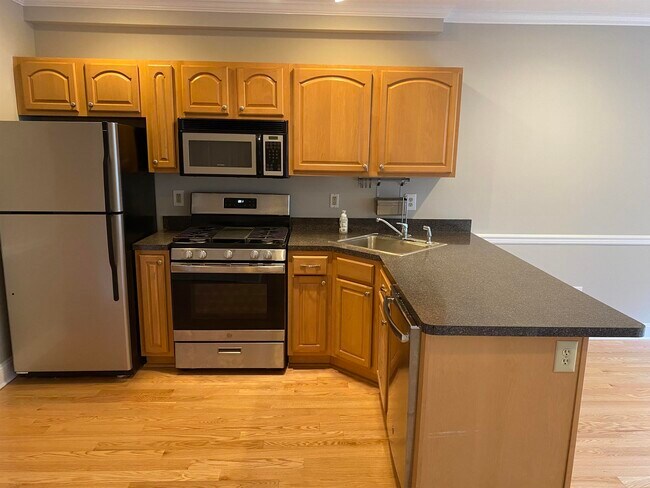 Foto del edificio - 725 Jefferson St