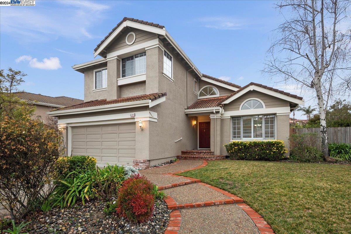 Primary Photo - 45060 Cougar Cir