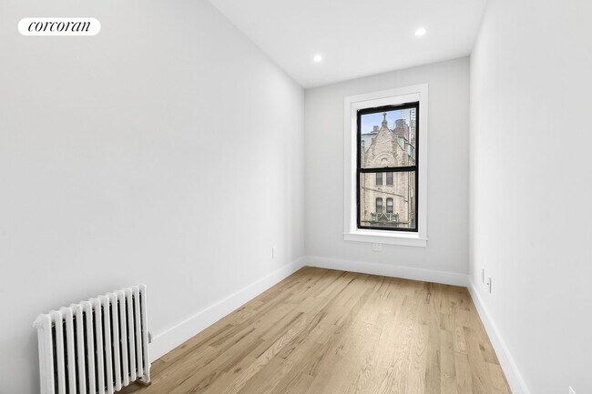Foto del edificio - 206 W 96th St