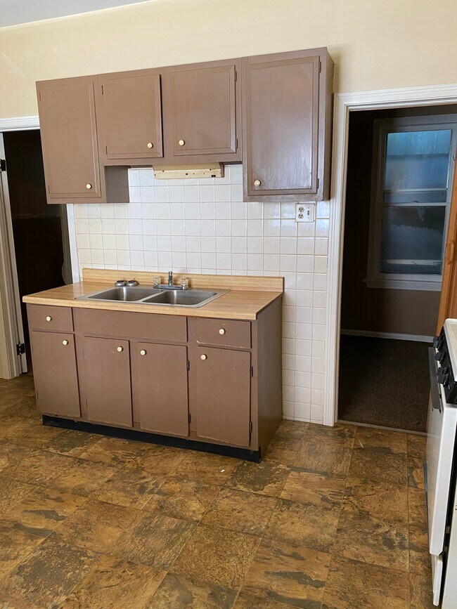 141 Fleming St Unit 1, Buffalo, NY 14206 Apartments in Buffalo, NY