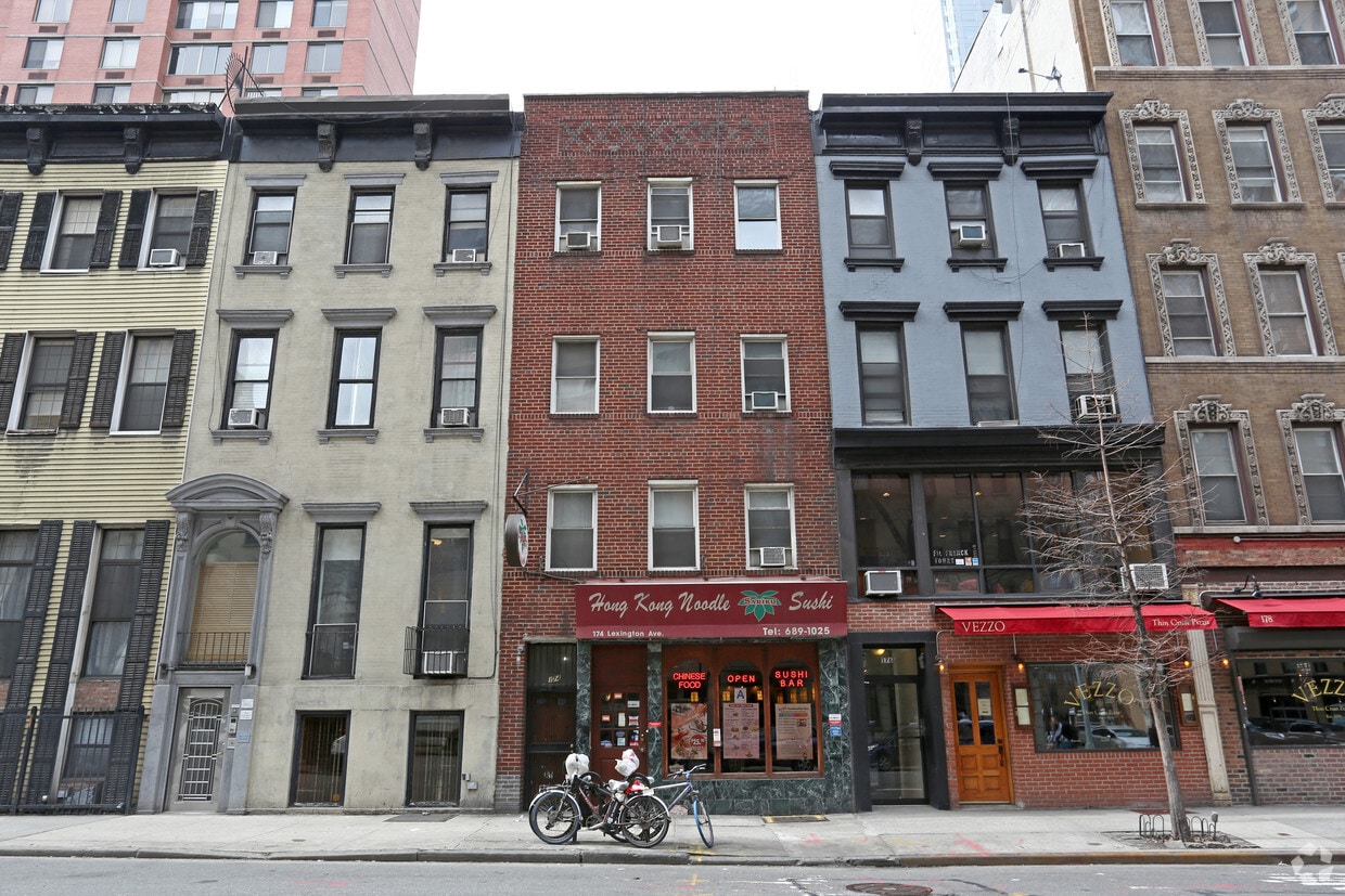 Building Photo - 174 Lexington Ave