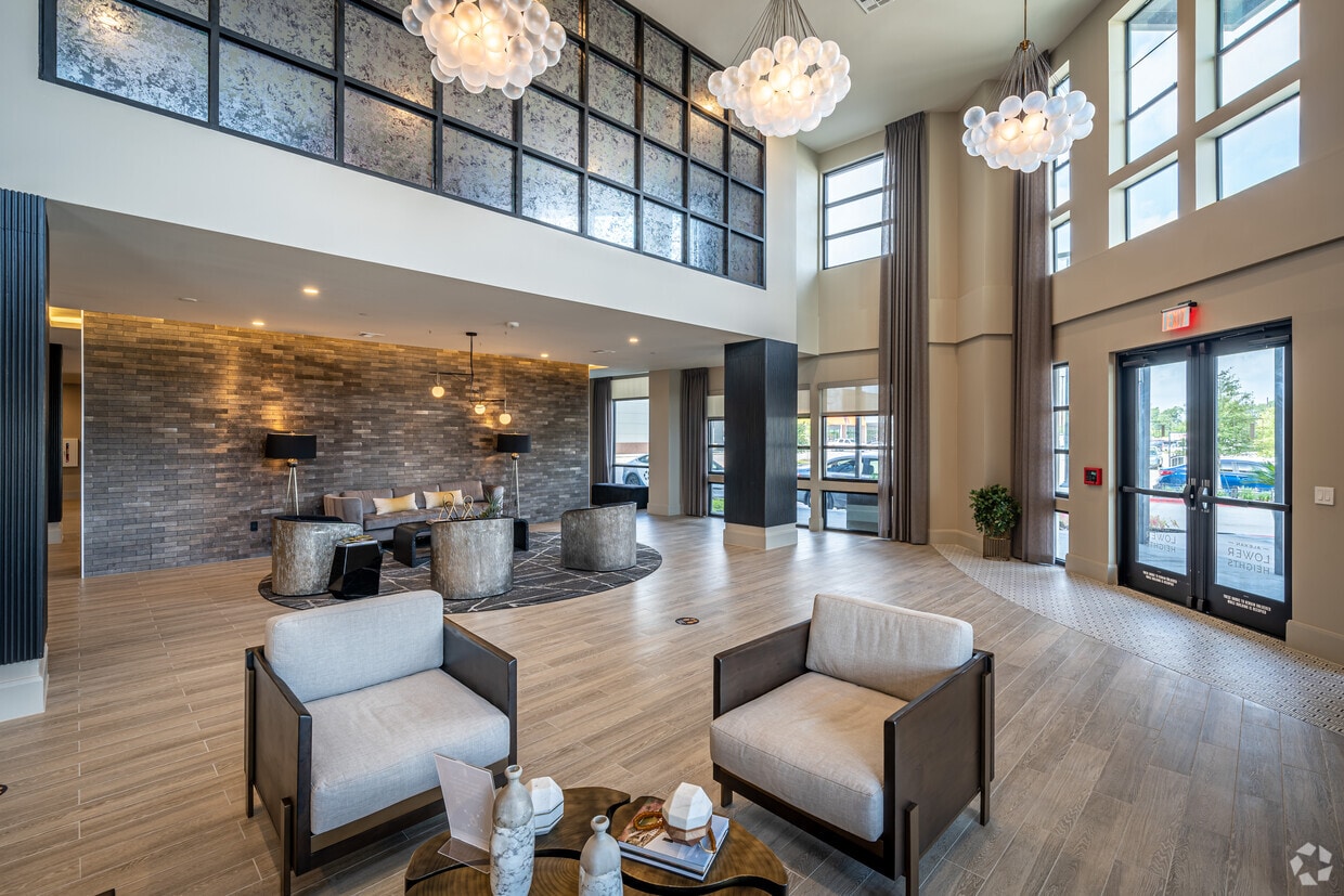 27Seventy Lower Heights Apartments in Houston, TX