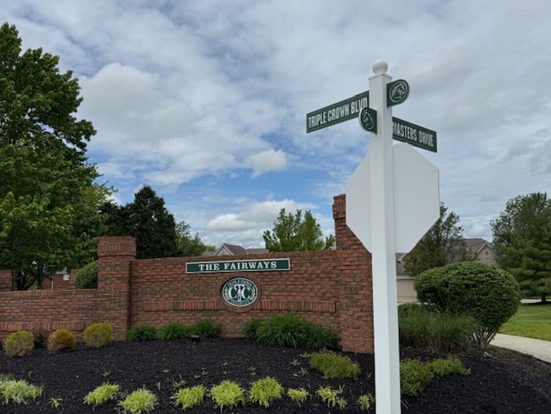 Foto principal - Triple Crown 2 bed 2 1/2 bath