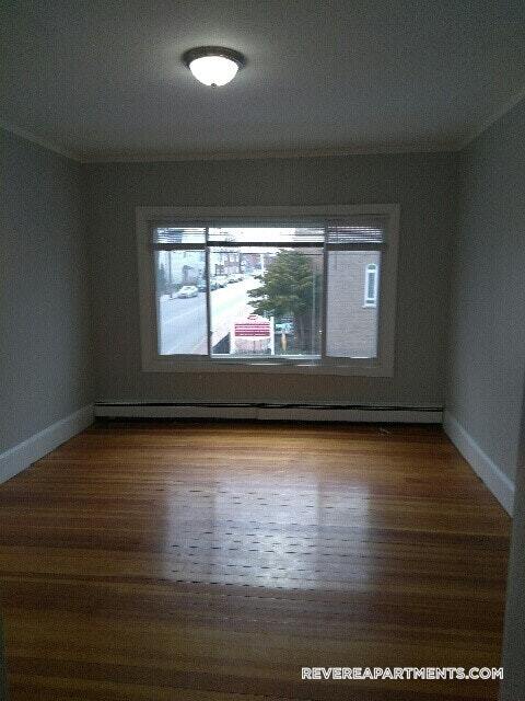 Building Photo - 508 Revere St