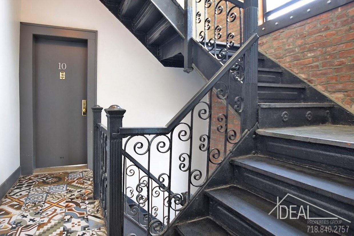 Building Photo - Awesome  2BR in Stuyvesant Heights