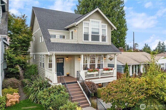 Foto del edificio - 4231 Williams Ave W
