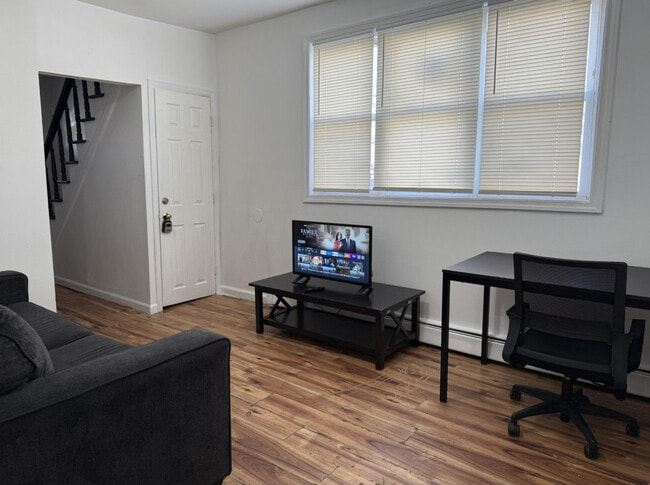 Building Photo - 456 Convery Blvd