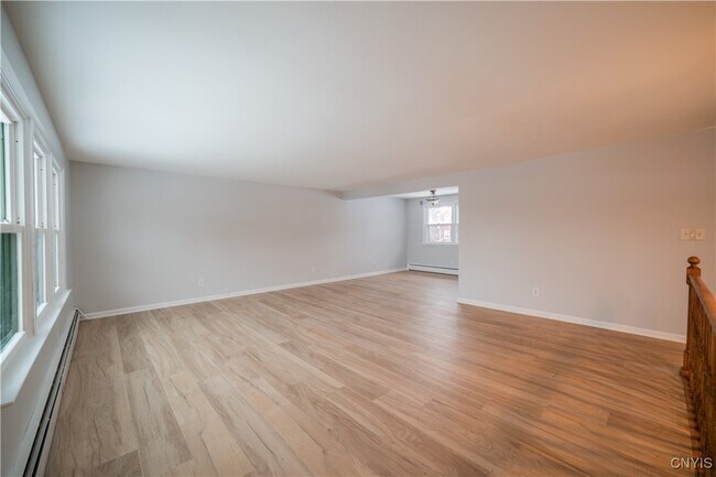 Foto del edificio - 4618 Brickyard Falls Rd