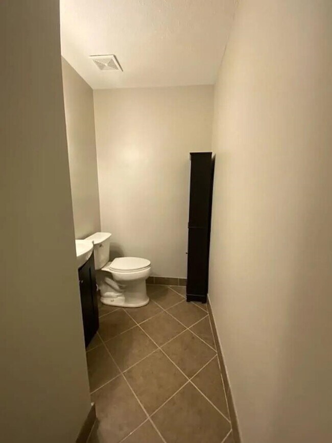 Foto del edificio - 6436 Macon Rd