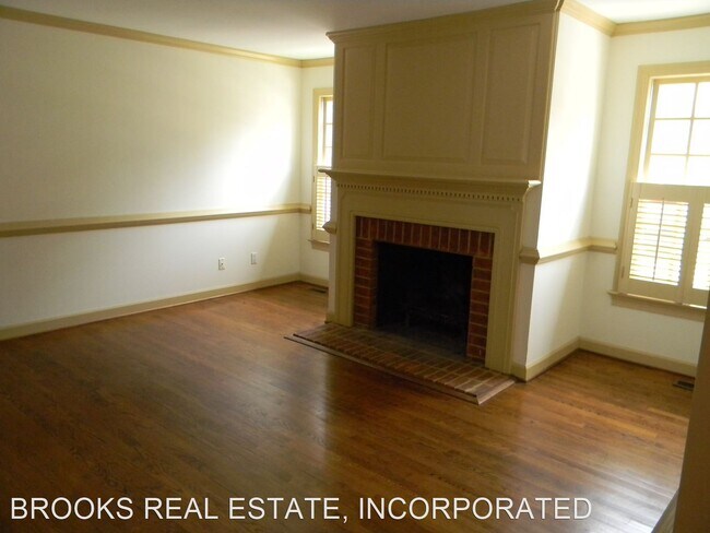 Building Photo - 3 br, 3 bath House - 454 Tyler Street