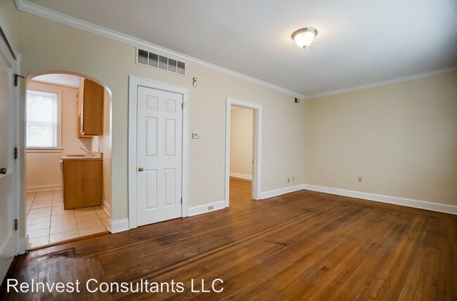 Building Photo - 3084 Celeron Ave