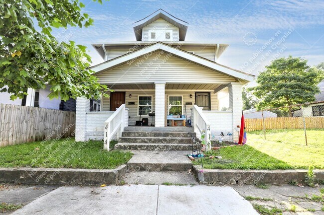 Foto del edificio - 414 N Temple Ave