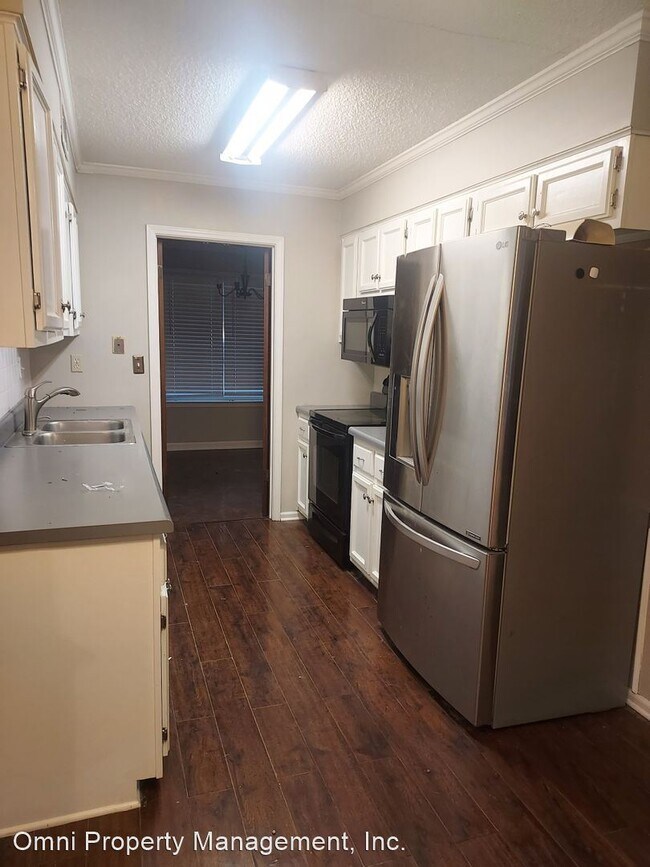 Foto del edificio - 3 br, 2 bath House - 6318 Skyview Circle