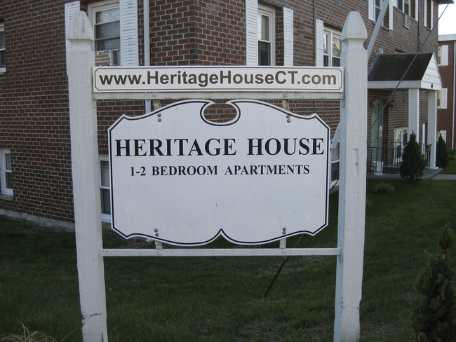 Building Photo - Heritage House Apartments