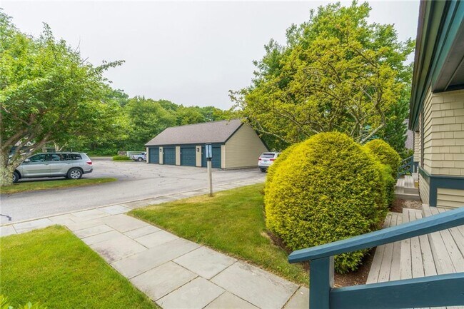 Building Photo - 7 Brandywine Ln
