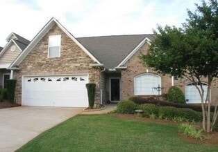 Building Photo - 35 Brightmore Dr