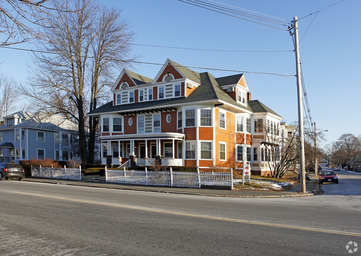 405 Main St, Haverhill, MA 01830 Apartments in Haverhill, MA