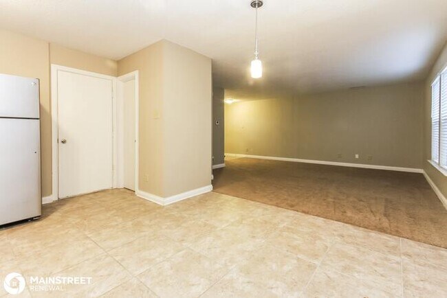 Foto del edificio - 8933 Poppy Ln, Indianapolis, IN 46231