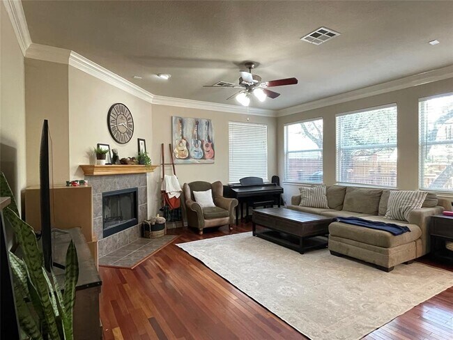 Building Photo - 11128 Sandstone Trail