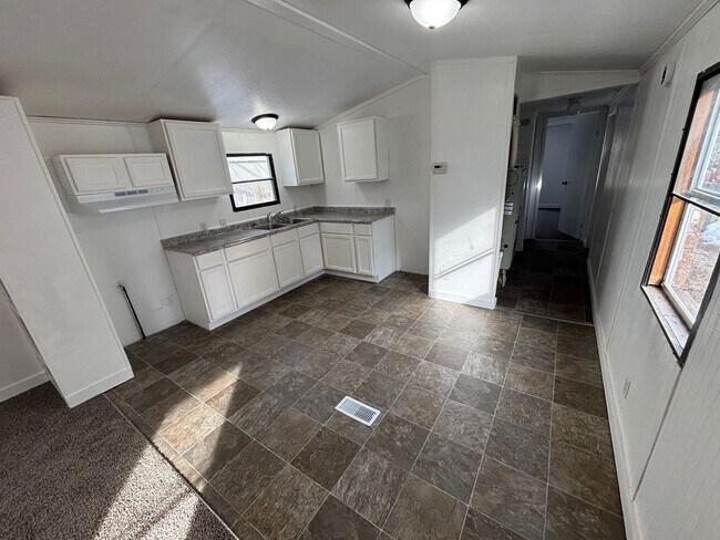 Foto del edificio - Glendale Mobile Home Park