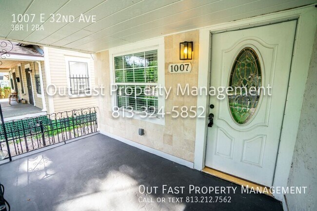 Foto del edificio - 1007 E 32nd Ave