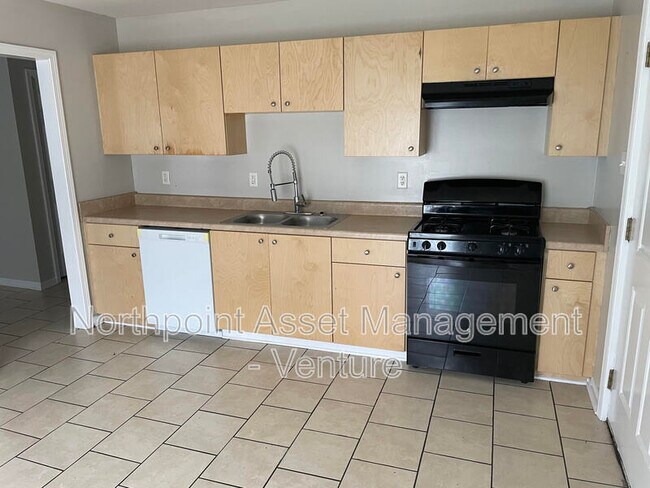 Foto del edificio - 1520 Andrew St