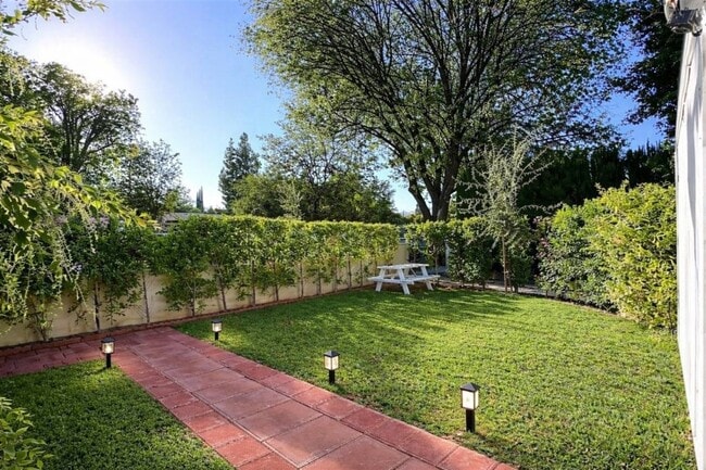 Building Photo - 7948 Capistrano Ave