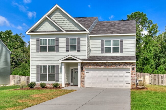 Building Photo - 140 Pebble Ln