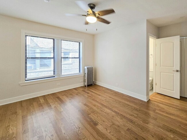Building Photo - 516 W Cornelia Ave