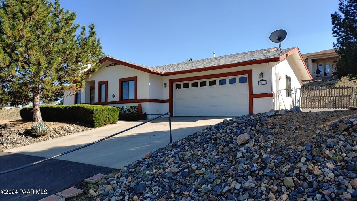 Primary Photo - 9089 E Swift Trail Dr